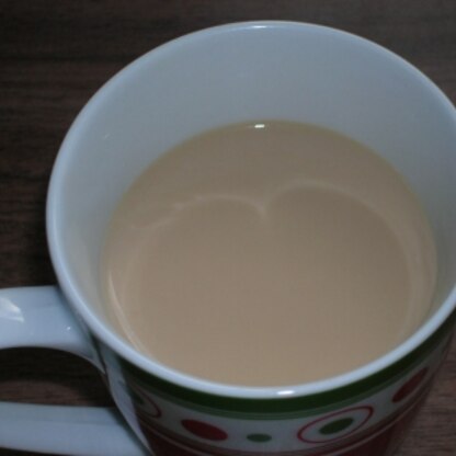 ドリップコーヒーですが・・・牛乳たっぷり、美味しいですね～♪レンジで簡単に熱々が楽しめるのも嬉しい～☆☆ご馳走様です～！！！